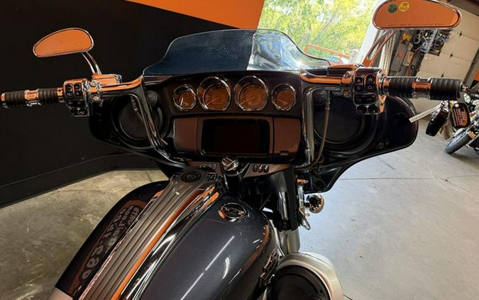 2019 Harley-Davidson Street Glide FLHXSE - CVO