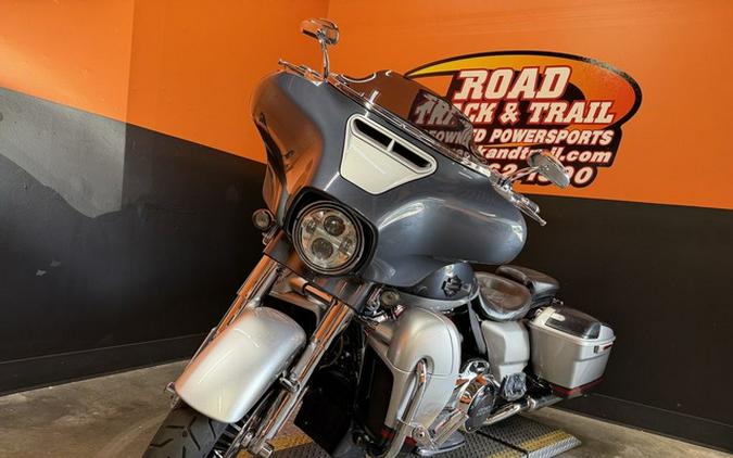 2019 Harley-Davidson Street Glide FLHXSE - CVO