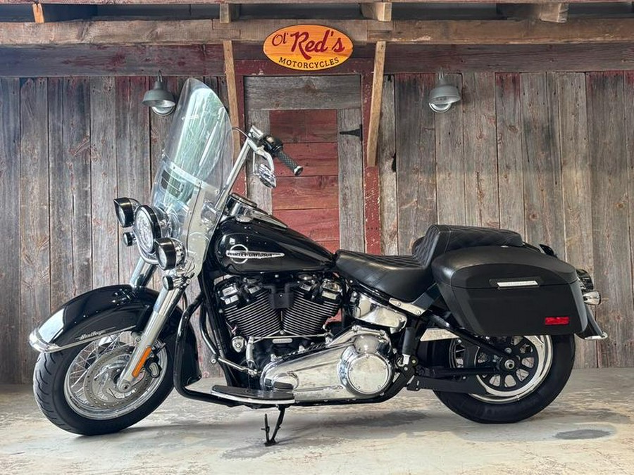 2020 Harley-Davidson® FLHC - Softail® Heritage Classic