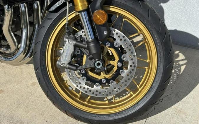 2026 Kawasaki Z900RS SE ABS