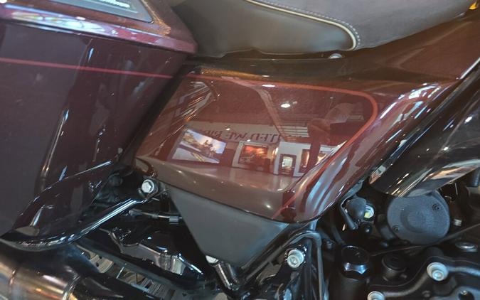 2024 Harley-Davidson® CVO™ Street Glide® FLHXSE