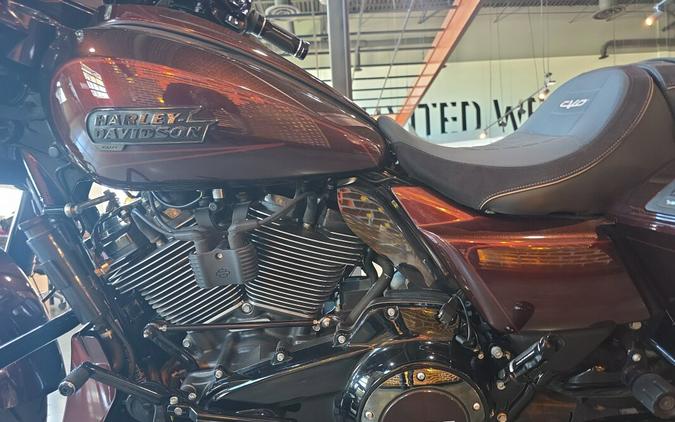 2024 Harley-Davidson® CVO™ Street Glide® FLHXSE