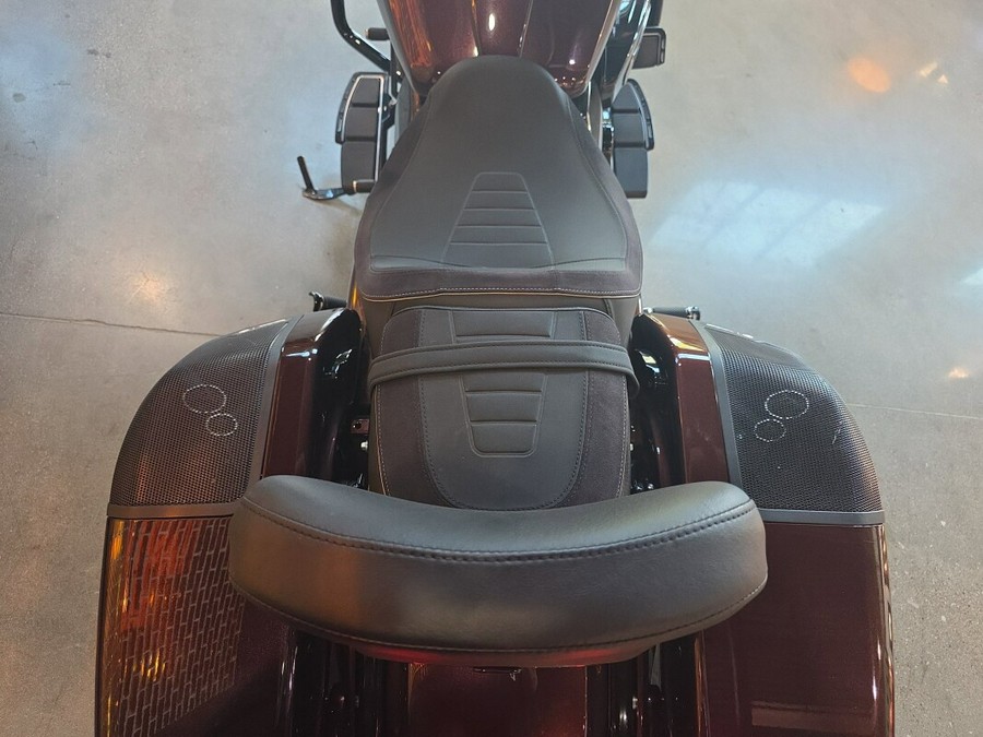 2024 Harley-Davidson® CVO™ Street Glide® FLHXSE