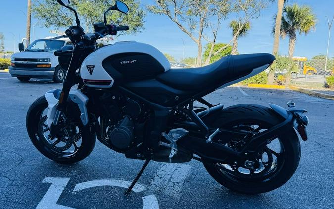 2022 Triumph Trident 660 Crystal White