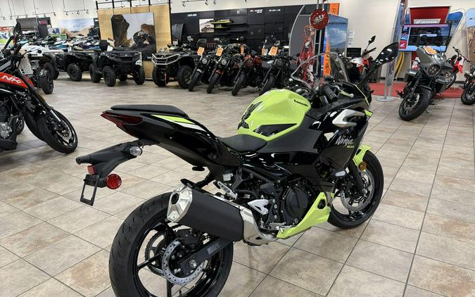 2026 Kawasaki NINJA 500 ABS
