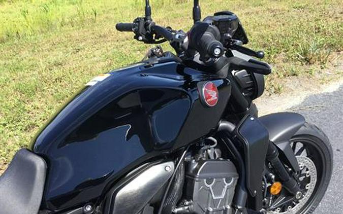 2024 Honda CB1000R Black Edition