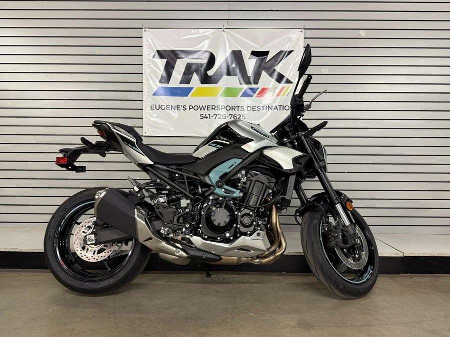 2025 Kawasaki Z900 ABS