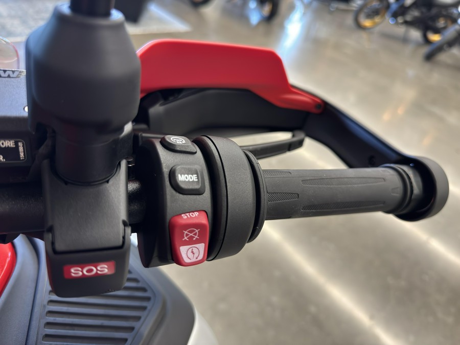 2026 BMW R 1300 GS Adventure - RACING RED