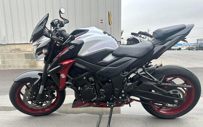 2020 Suzuki GSX-S750ZAM0