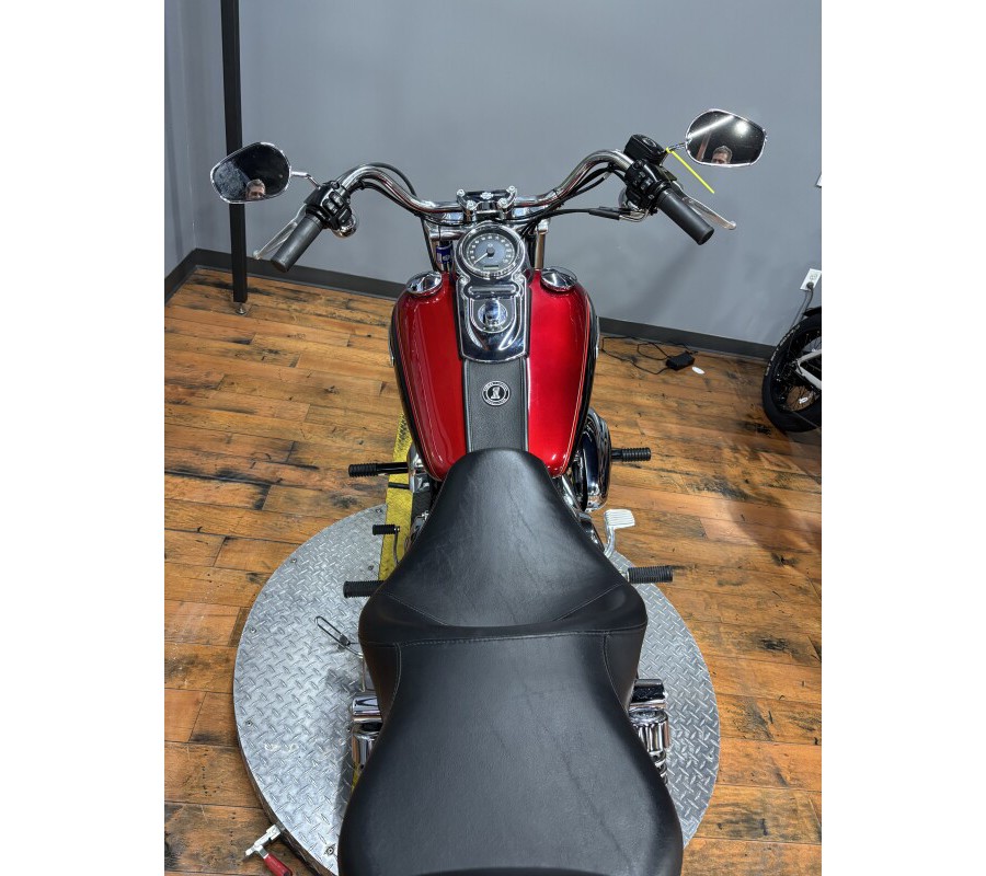 2013 Harley-Davidson® Super Glide® Custom EMBR RED/MERLOT W/ PINSTRIP