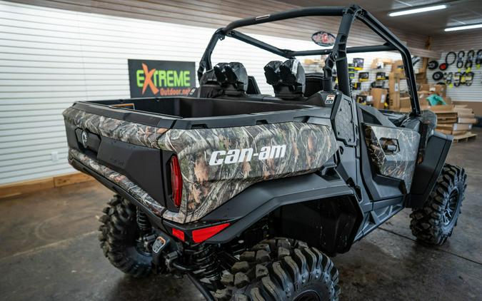 2026 Can-Am® Commander X mr 1000R Dark Wildland Camo