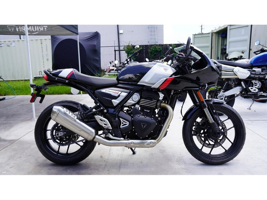 2026 Triumph Thruxton 400