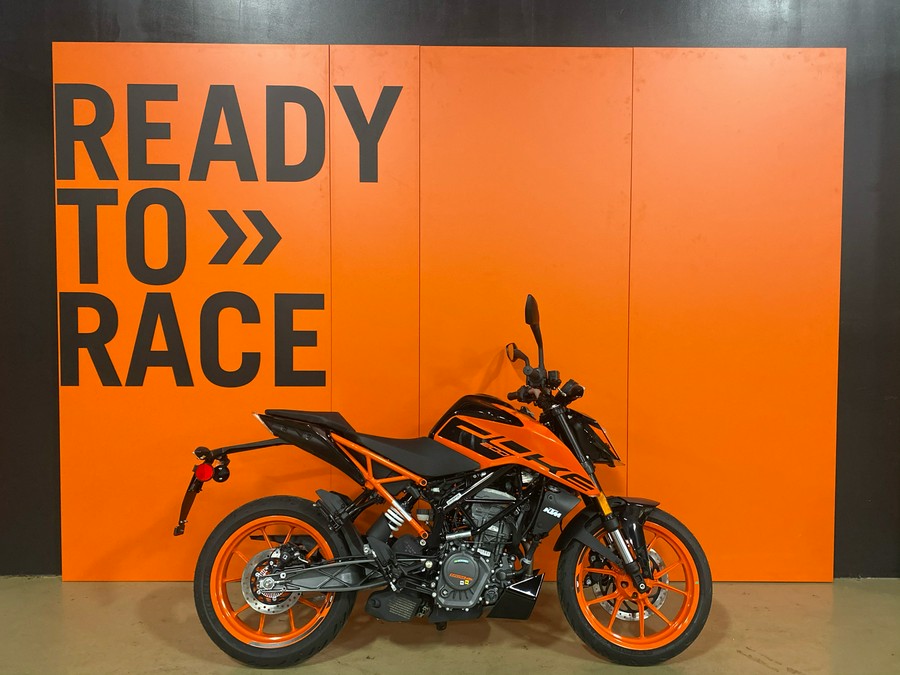 2021 KTM 200 Duke