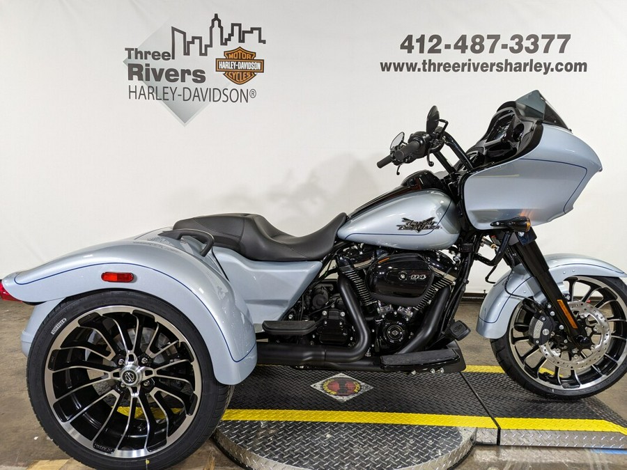 2024 Harley-Davidson Road Glide 3 Atlas Silver Metallic