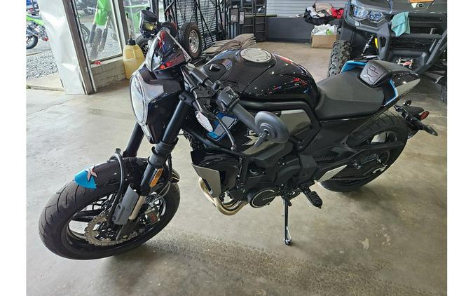 2024 CFMOTO 700CL-X SPORT