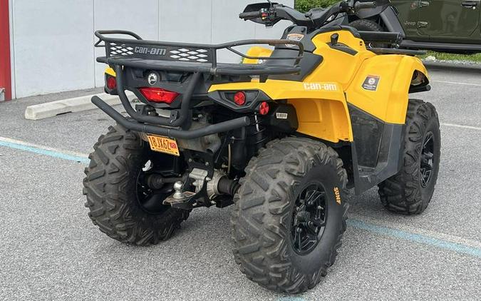 2017 Can-Am® Outlander™ XT™ 570 Yellow