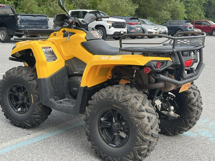 2017 Can-Am® Outlander™ XT™ 570 Yellow