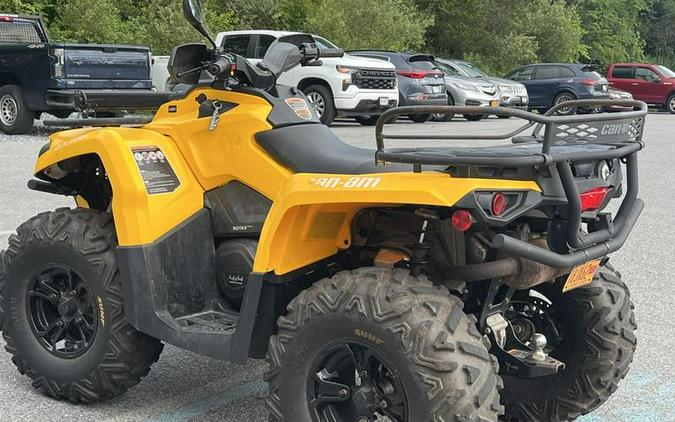 2017 Can-Am® Outlander™ XT™ 570 Yellow