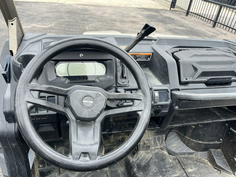 2022 Can-Am Defender X mr HD10