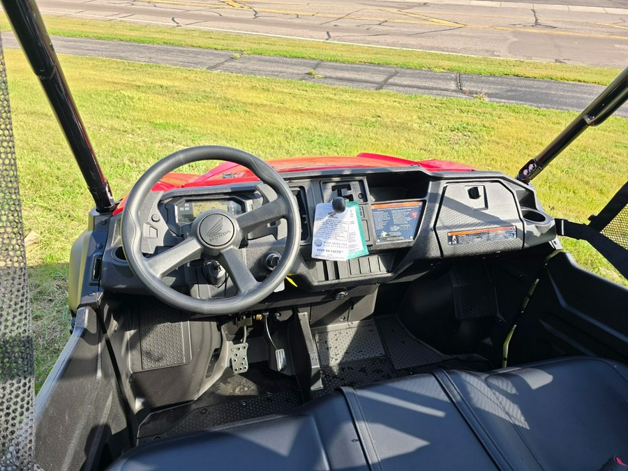 2025 Honda Pioneer 1000