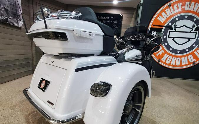 2020 Harley-Davidson® FLHTCUTGSE - CVO™ Tri Glide®