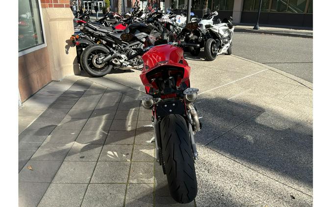 2027 Panigale V2 S - Ducati