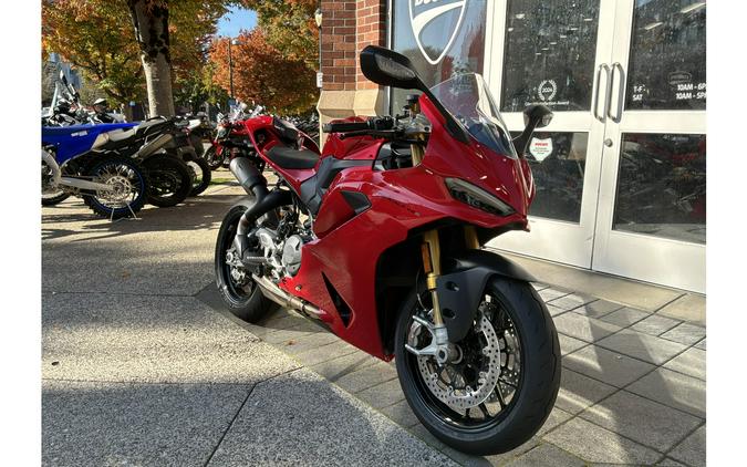 2027 Panigale V2 S - Ducati
