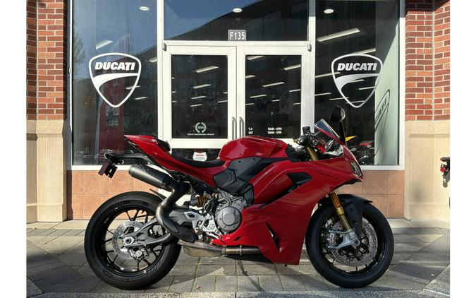 2027 Panigale V2 S - Ducati
