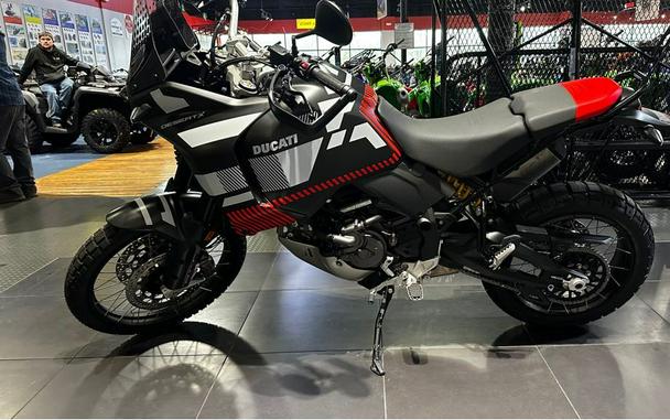 2024 Ducati Desert X