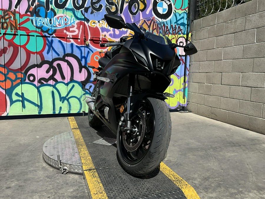 2025 Yamaha YZF-R7