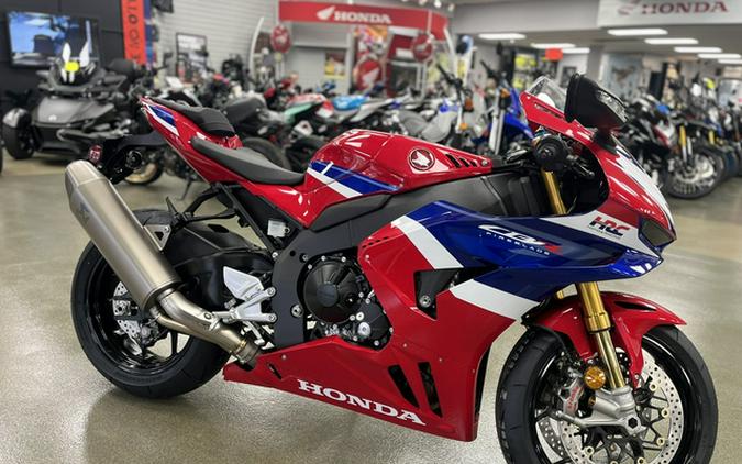 2026 Honda CBR1000RR-R Fireblade SP