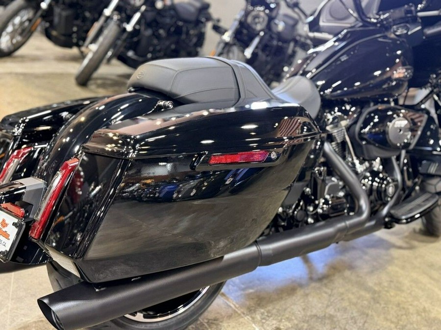 FLTRX 2026 Road Glide®