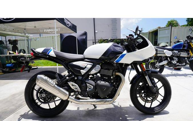 2026 Triumph Thruxton 400