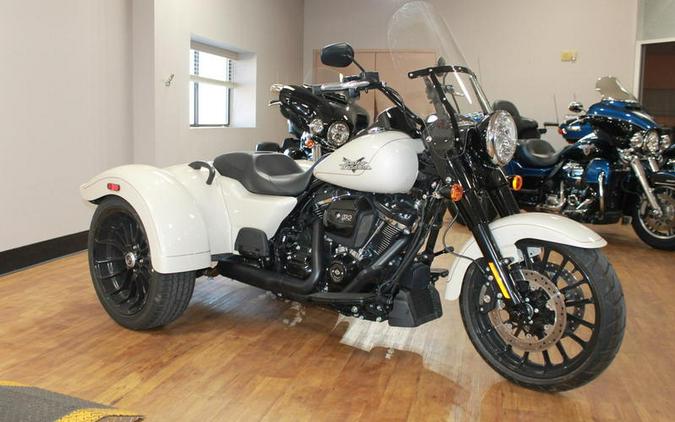 2023 Harley-Davidson® FLRT - Freewheeler®