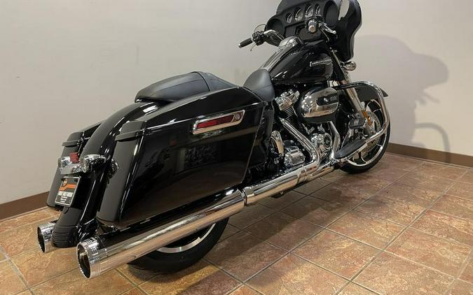 2022 Harley-Davidson® FLHX - Street Glide®