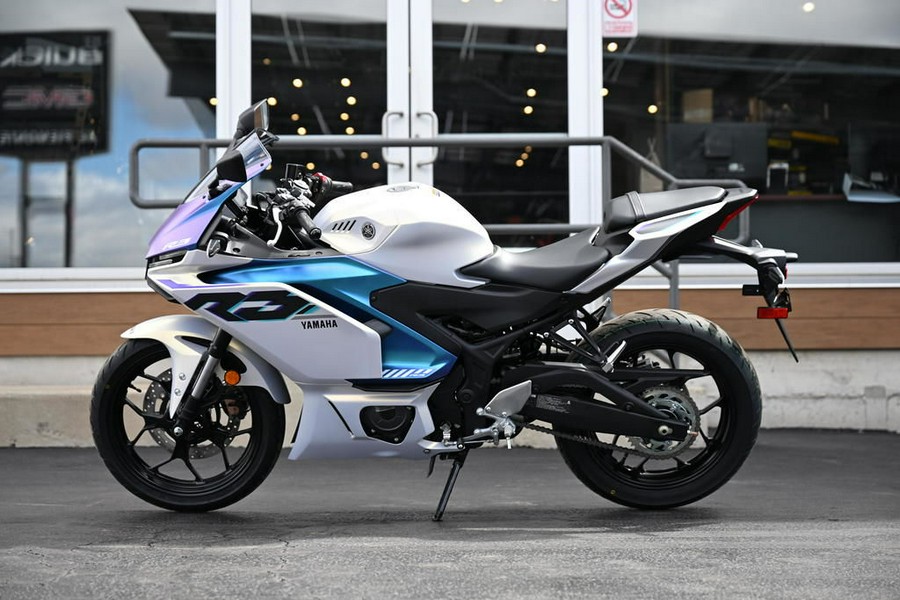 2025 Yamaha YZF-R3