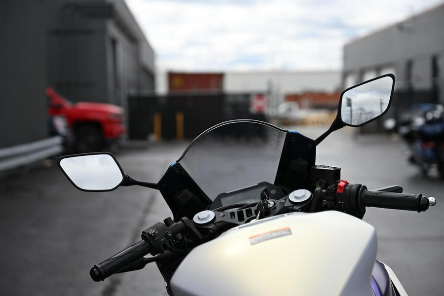 2025 Yamaha YZF-R3