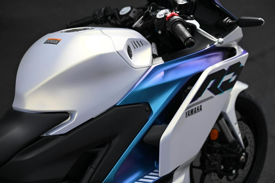 2025 Yamaha YZF-R3