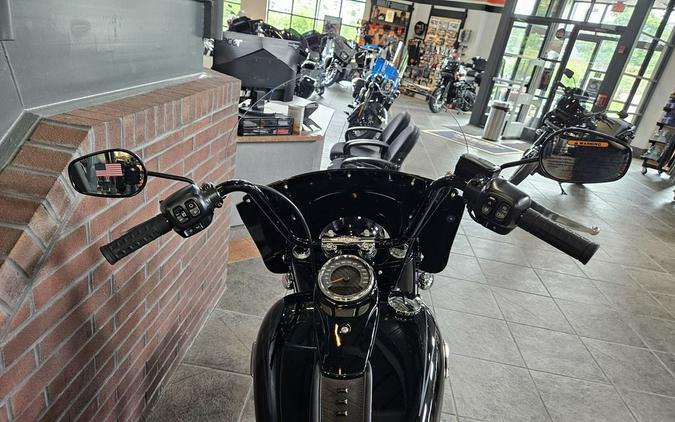 2026 Harley-Davidson® FLHC - Heritage Classic