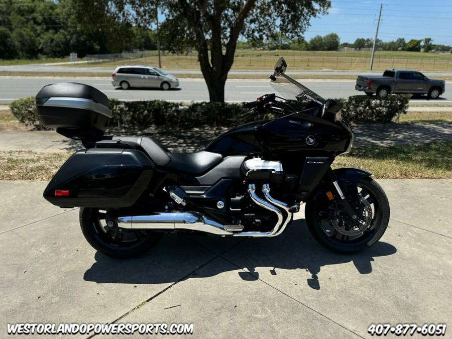 2014 Honda® CTX1300 Deluxe