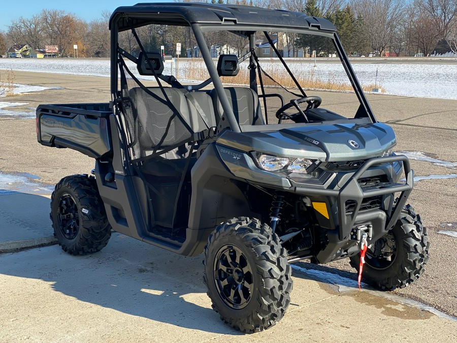 2024 Can-Am Defender XT HD10