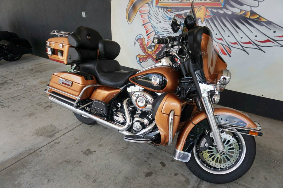 2008 Harley-Davidson Electra Glide® Ultra Classic® 105th Anniversary Copper Pearl & Vivi