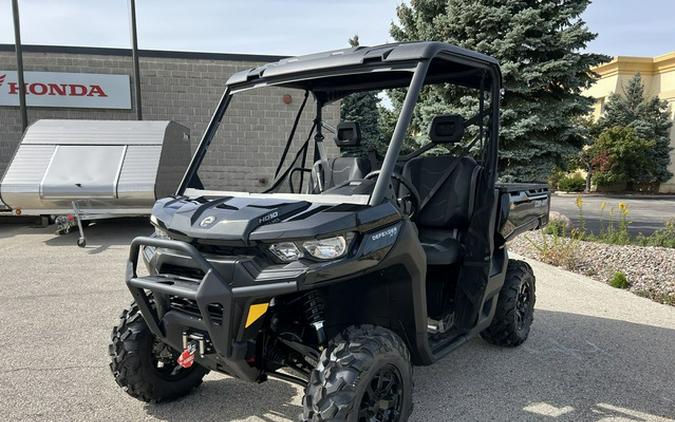 2024 Can-Am Defender XT HD10