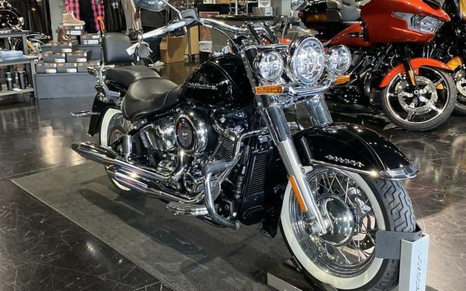 2018 Harley-Davidson Softail FLDE - Deluxe