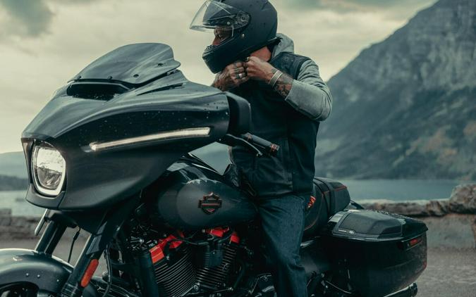 FLHXSE 2025 CVO™ Street Glide™