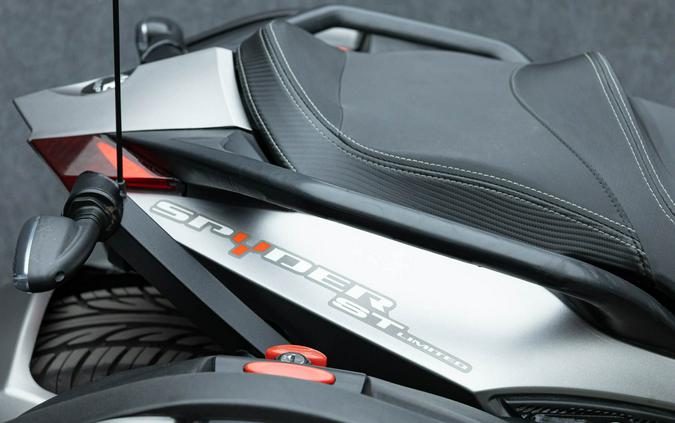 2014 CAN-AM SPYDER ST LIMITED TRIKE W/ABS