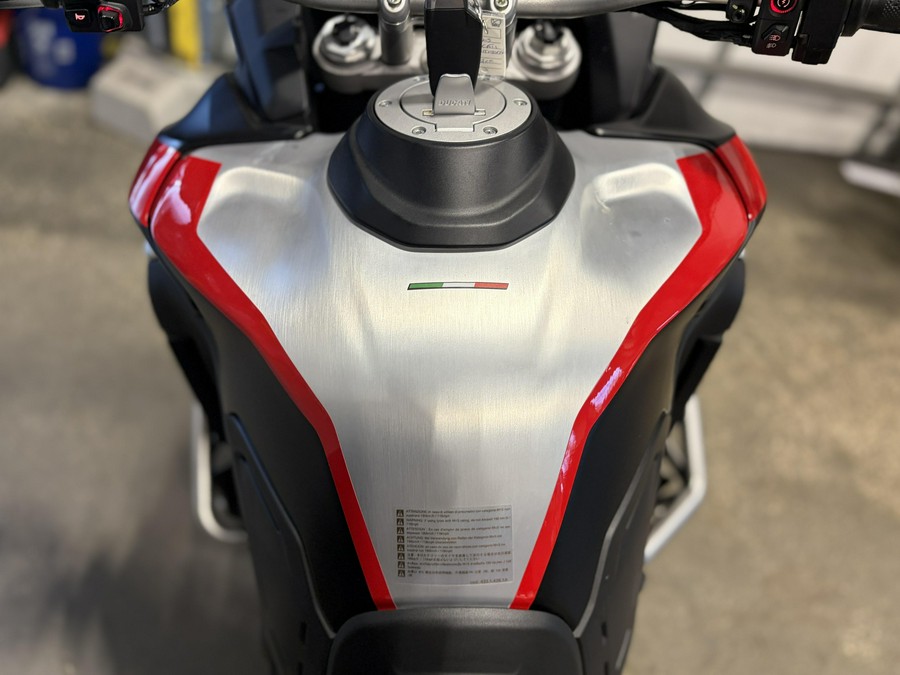 2023 Ducati MULTISTRADA V4 RALLY