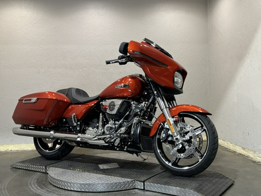 Harley-Davidson Street Glide® 2024 FLHX 632281ZZ WHISKEY FIRE