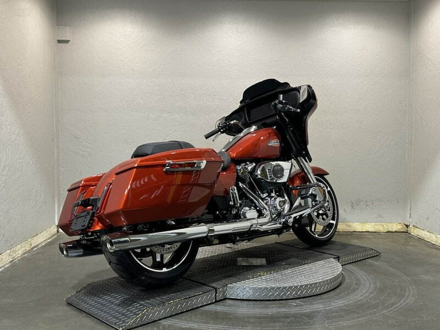 Harley-Davidson Street Glide® 2024 FLHX 632281ZZ WHISKEY FIRE