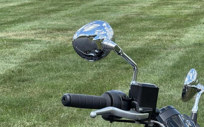 2025 Indian Motorcycle® Scout® Sixty Bobber Black Metallic